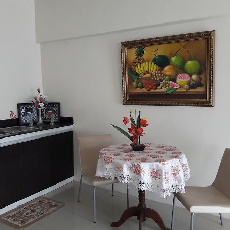 Kassel Del Amor Transit Airport Lodge Paranaque City Екстер'єр фото