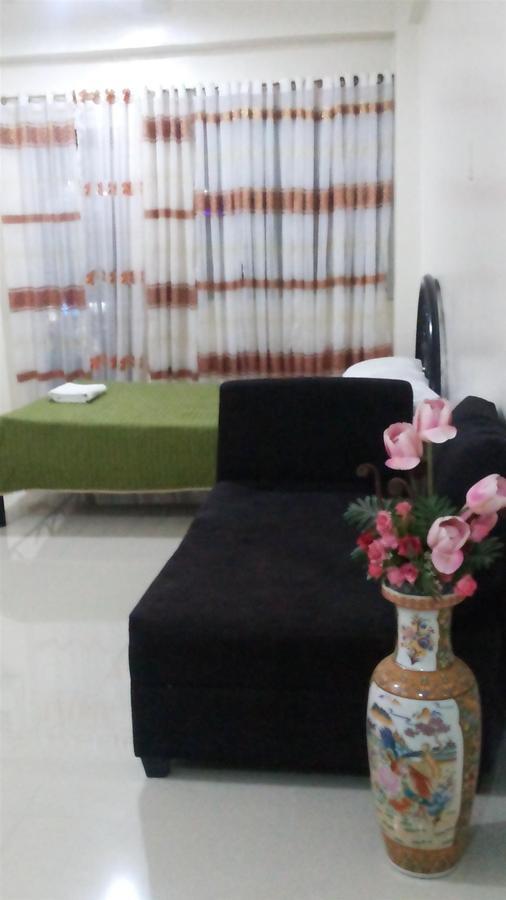 Kassel Del Amor Transit Airport Lodge Paranaque City Екстер'єр фото