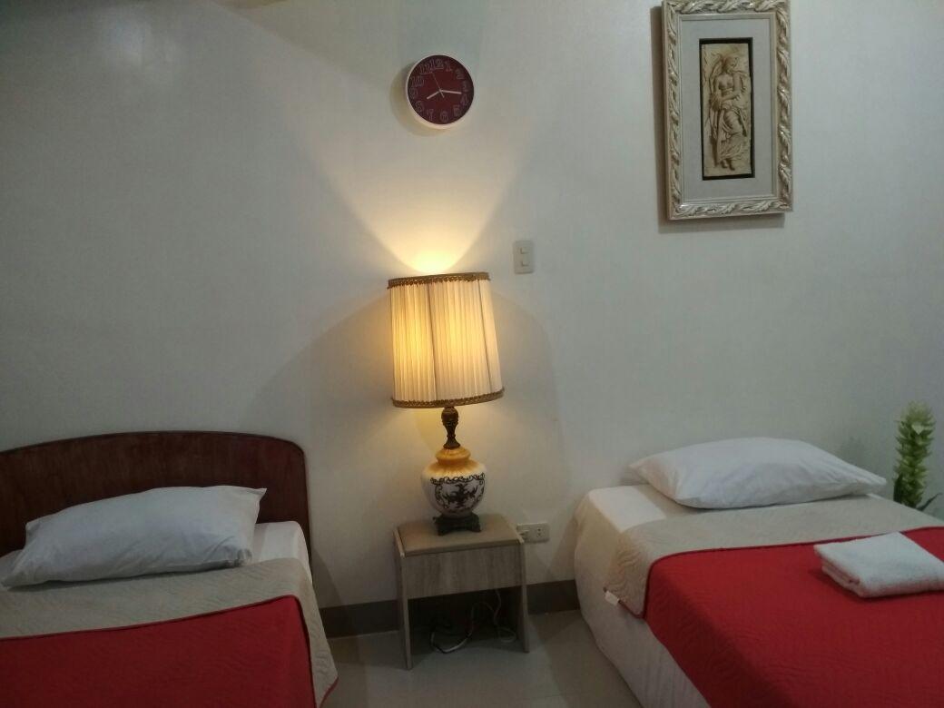 Kassel Del Amor Transit Airport Lodge Paranaque City Екстер'єр фото