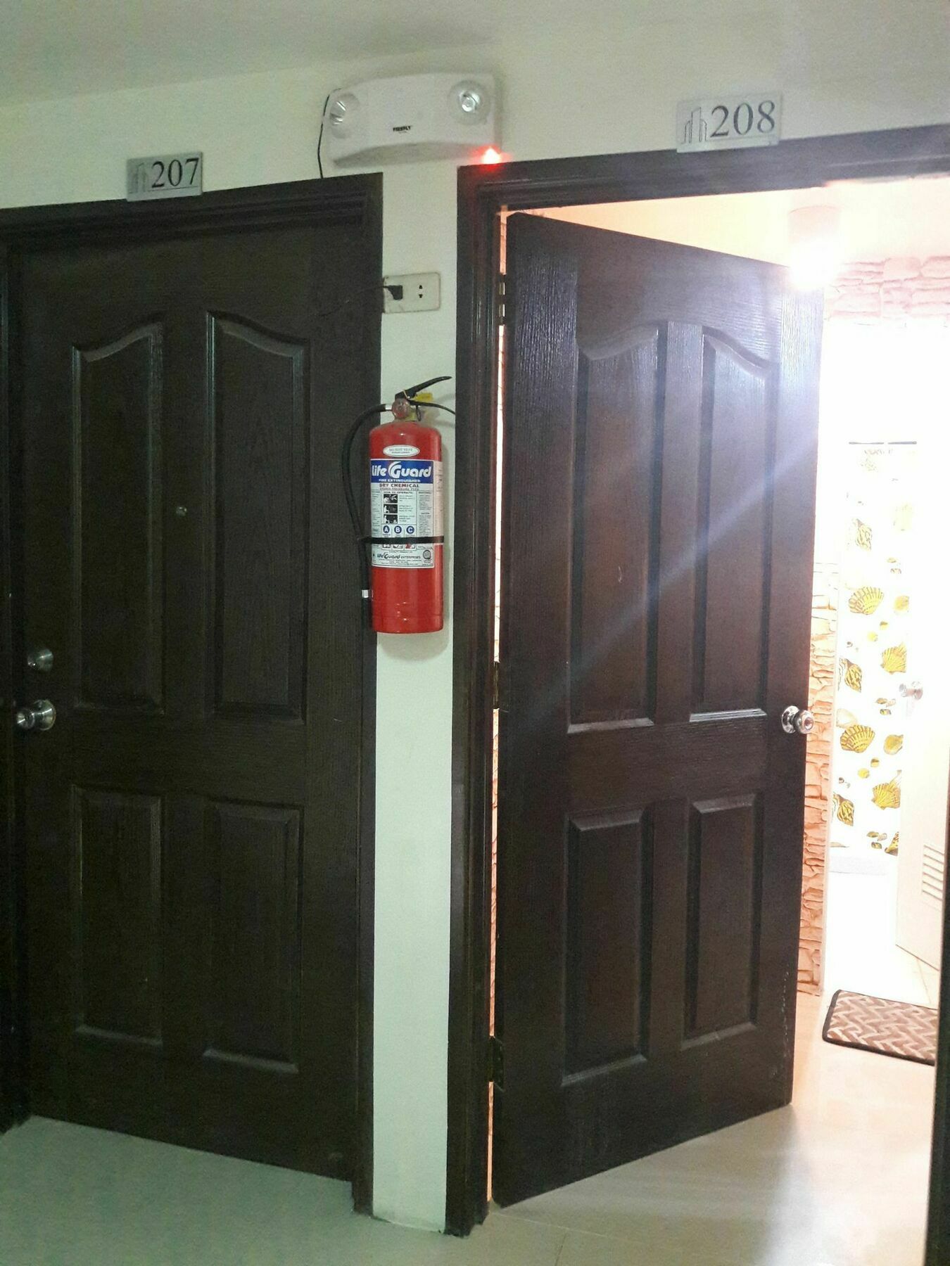 Kassel Del Amor Transit Airport Lodge Paranaque City Екстер'єр фото
